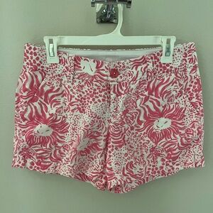 Lilly Pulitzer Pink and White Lion Print Shorts Sz 4